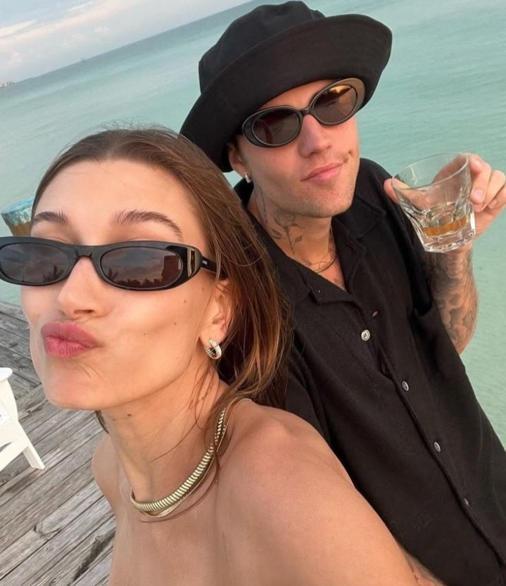 Husband got $10 Million for headlining Coachella, wifey got $15 Million on first day of her Rhode Sephora launch. Guess who keeps winning?? JAILEY, THE POWER COUPLE!!!