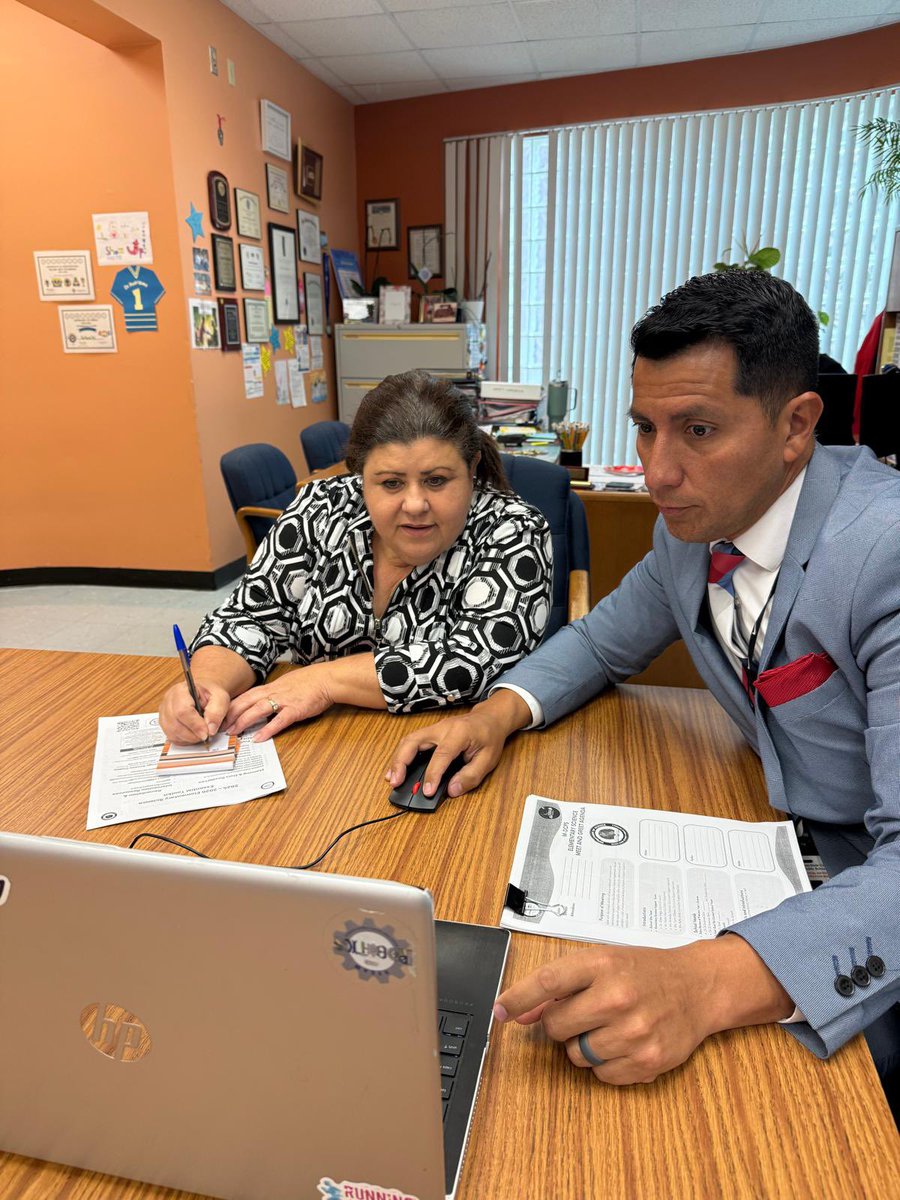 MDCPSSci's tweet image. Great things happening at @FulfordElem in science and beyond. 

Thank you Dr. Rodriguez for the hospitality. 

#YourBestChoiceMDCPS 

@AileenVega123 @WendyForteza @DaneMDCPS @NestorEMarcia @MDCPSSTEAM @AcademicsMDCPS @alexsantoyo75