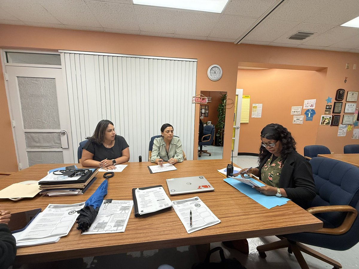 MDCPSSci's tweet image. Great things happening at @FulfordElem in science and beyond. 

Thank you Dr. Rodriguez for the hospitality. 

#YourBestChoiceMDCPS 

@AileenVega123 @WendyForteza @DaneMDCPS @NestorEMarcia @MDCPSSTEAM @AcademicsMDCPS @alexsantoyo75