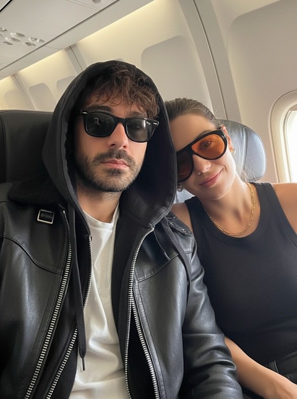 Güzelliğiniz ikiniz için de bambaşka, ne kadar görmezden gelseler de, her zaman en iyi çiftsiniz.🪬🥰💙
#YağmurTanrısevsin #GökhanAlkan #gokmur