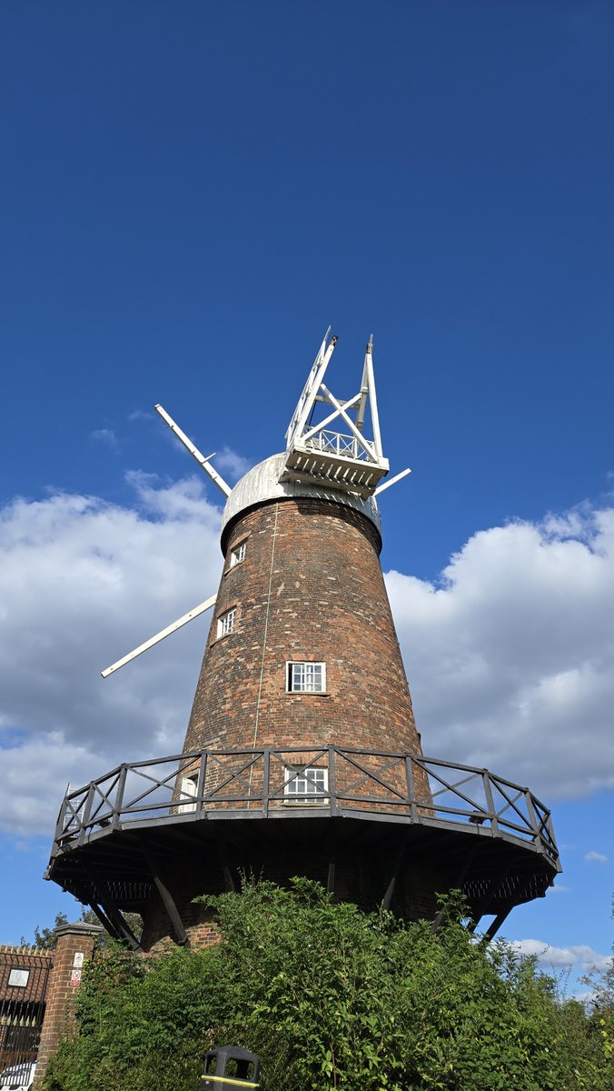 WideAwakeMan1's tweet image. One year ago today....