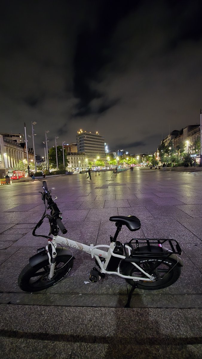 WideAwakeMan1's tweet image. One year ago today....