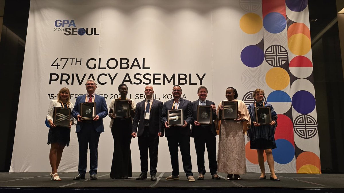 JulioCBonillaG's tweet image. 🎙️🌏| En #AsuntosGenerales hablé de mi participación en la 47ª @PrivacyAssembly en Seúl, donde el @InfoCdMex fue reconocido por el #SIVER e #INFOVERSO; también informé sobre el Conversatorio “Ciberseguridad y Privacidad: Retos en la Transformación Digital”.