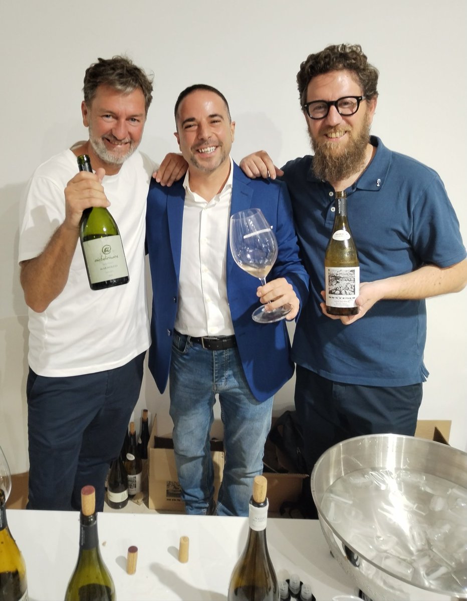 Mineral, gastronomic, and structured wines where the territory and experience are reflected in each wine!
#JossGawin #matiasmichelini #sommelier #winesfromargentina #Madrid #winetasting #sumiller #enjoylife #enjoy #WineLovers #wine