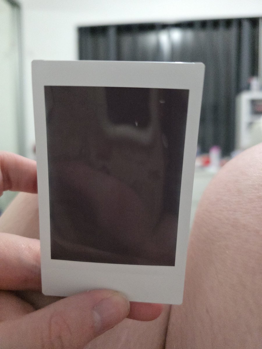 k4zuny4n's tweet image. took one of her naked and it turned black... #KillMyself #Death #WhyMe