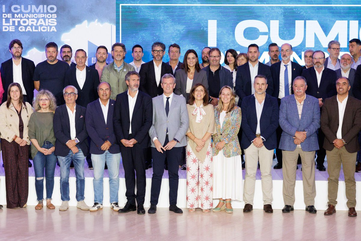Hoxe impulsamos o Pacto polo Litoral, un compromiso real entre Xunta e concellos para xestionar en común os 2.555 km de costa galega. Un acordo histórico para un litoral planificado, dinámico e sostible. Porque Galicia é mar, Galicia é litoral, Galicia é futuro