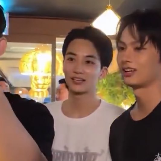 정한이 귀엽고 잘생기고 혼자 다하넹 ……..