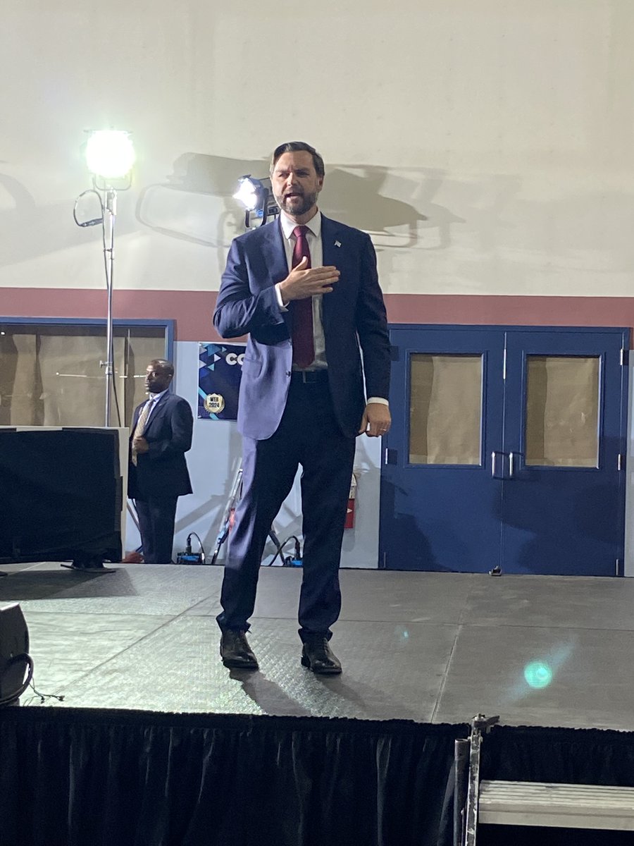 sjkokinda's tweet photo. JD Vance and all of the speakers nailed it in Howell, MI yesterday -- the Republican Party is the part of the working class. Glad to be in attendance with MIGOP Chair Runestad and Autoworkers for Trump Brian Pannebecker. https://t.co/rA8ElbkKCe