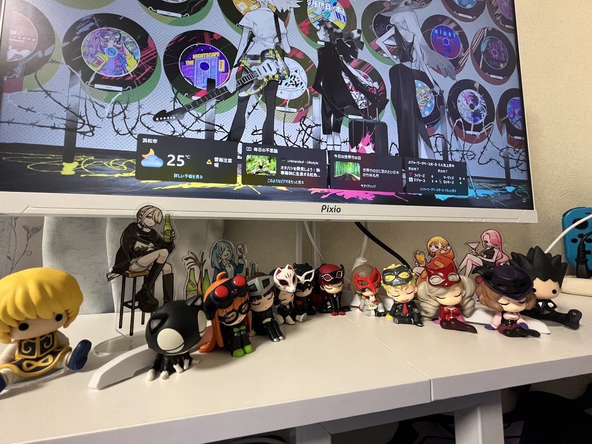 持ってなかった2人も買っちゃった！！
つくえが可愛くなりました！！
シラタキさん(<a href="/nft_shirataki/">シラタキ🥂KP GIRLS</a> )のアクスタみんなも買ってみてー