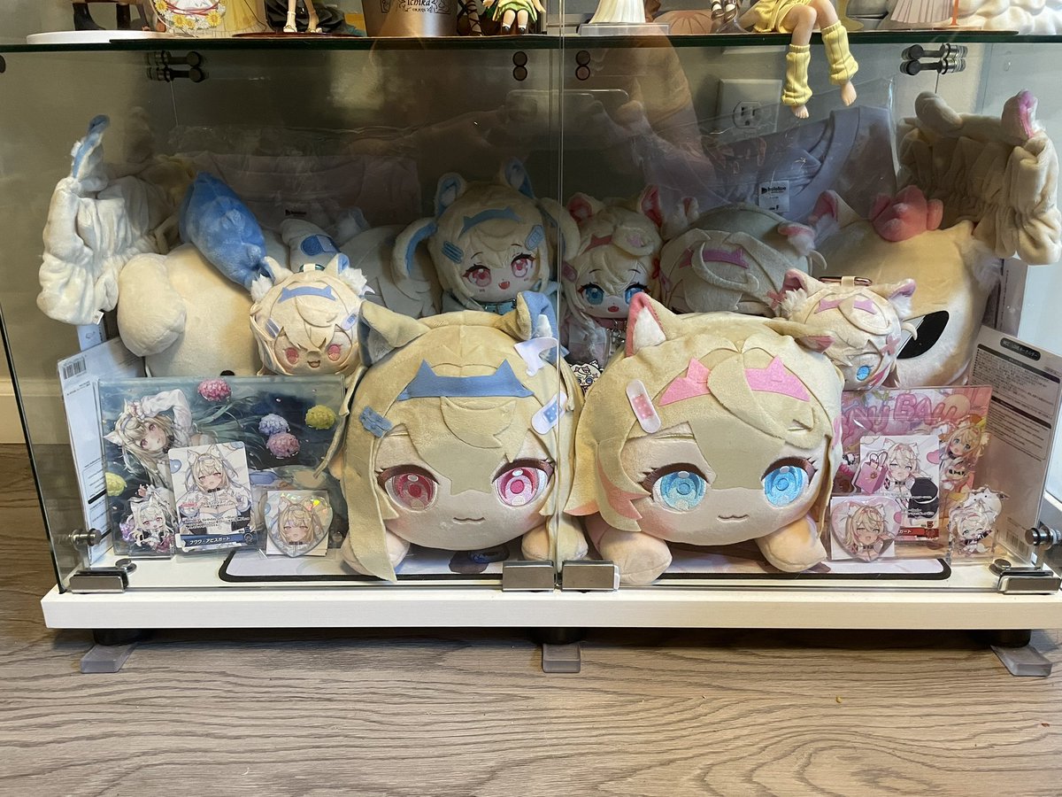 The collection grows! Bau Bau!