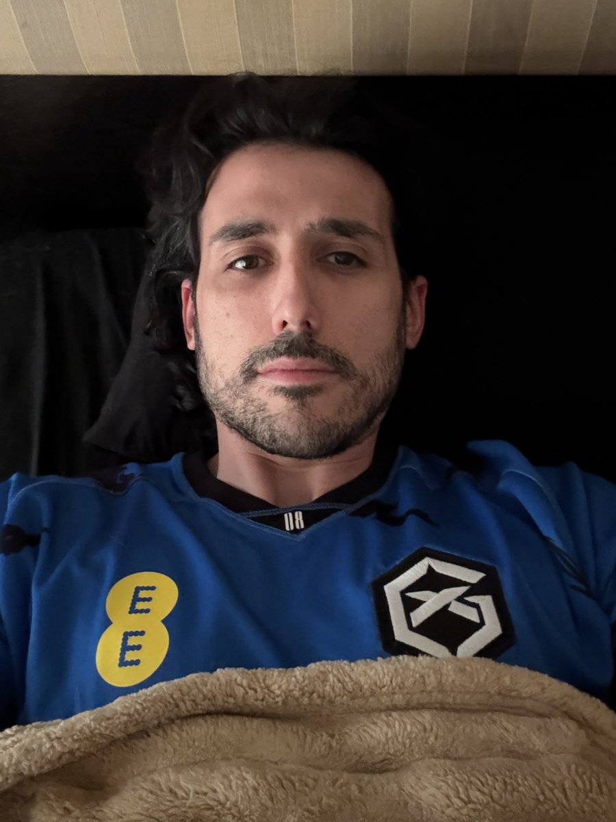 Elretroide tweet media