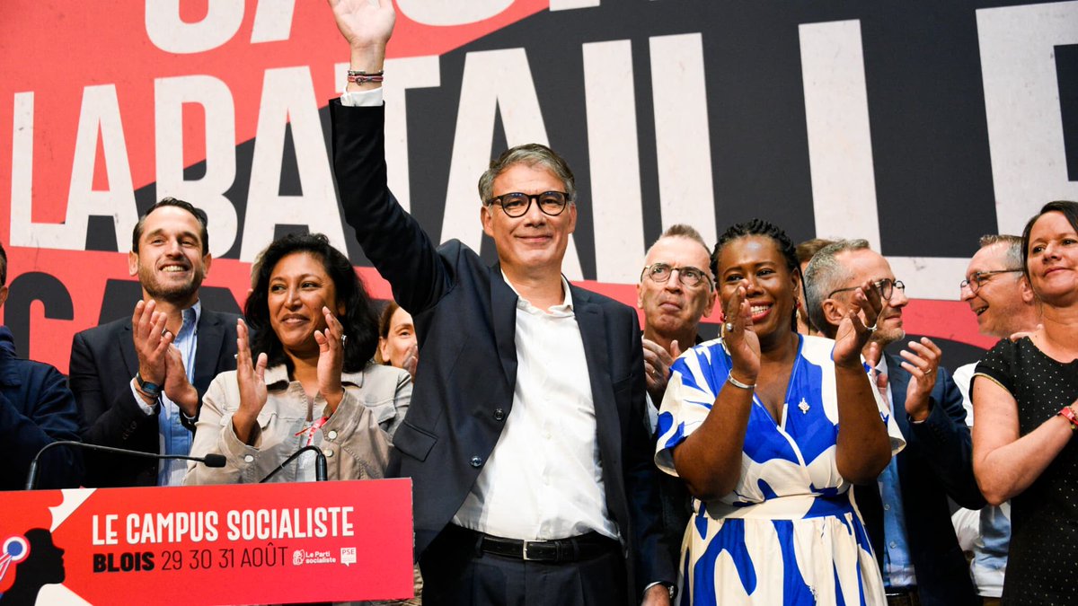 "On serait vraiment trop bêtes de lâcher": le PS veut-il sincèrement conclure un accord avec Sébastien Lecornu?
l.bfmtv.com/eSq8