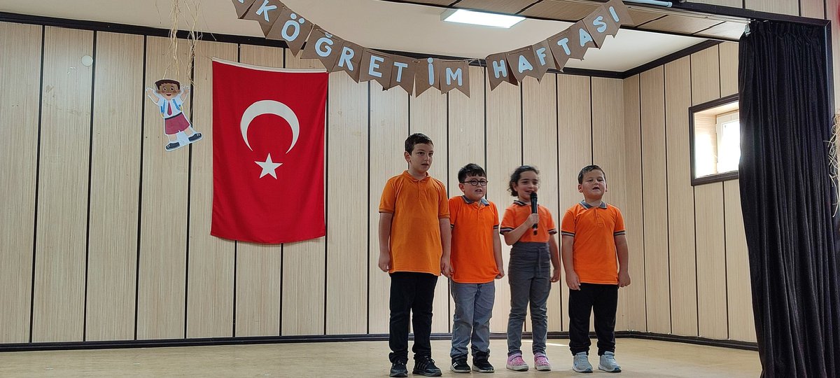 Yeni eğitim-öğretim yılının öğrencilerimize, öğretmenlerimize ve velilerimize hayırlı olmasını dileriz. Başarı dolu bir yıl geçirmeleri dileğiyle!