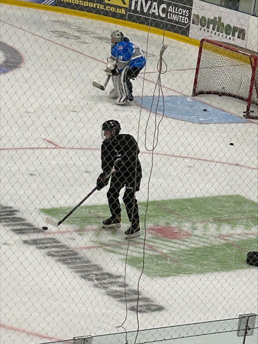 🌟Sporting Success🌟

After doing ice hockey lessons for 18 months, Abi S(Y11) got a place to train with Sheffield Shadows.

Well done Abi, from all of the Performance department👏
#TeamBirley 🥅 🏒