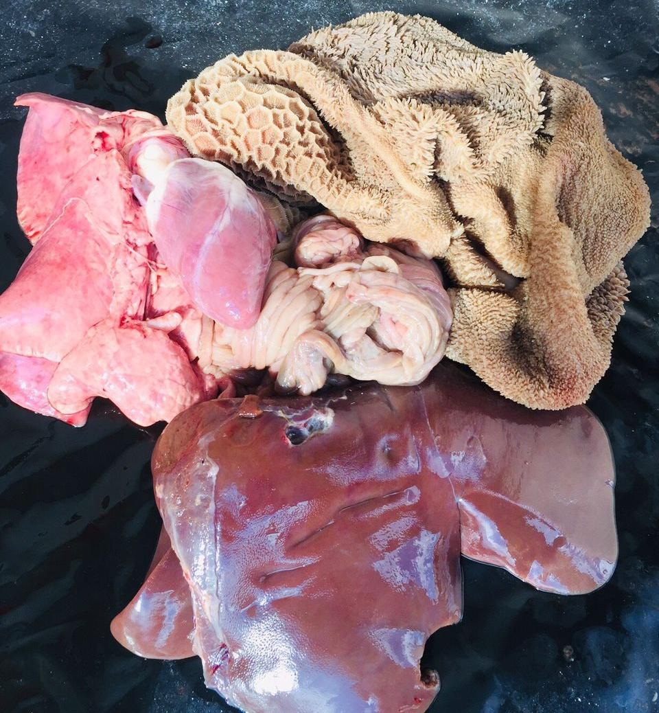 STOCKING FOR NEXT WEEK STARTS NOW!!

WHOLE GOAT CARCASS + OFFALS GOING FOR

K500

DELIVERY UPTO DOWNTOWN CHOPPIES K50. 

DM ME OR <a href="/YUNG_CITY_LFC/">PENG TONGA BULL ♐🔴⁹⁶</a> Or CALL

0979370481. 

PLEASE KINDLY HELP ME RETWEET THIS 🙏