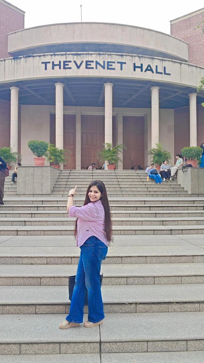 speakupwitpriya's tweet photo. Guest Lecture at Jesus and Mary College, Delhi university 

#priyamvadadixit #Banarasiafsaane
#الهلال_الدحيل https://t.co/hdixO2lnNS