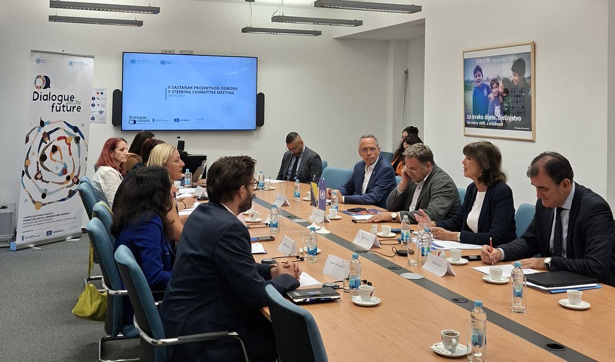 UN_BiH's tweet photo. 2⃣ Steering Committee meeting of @UNPeacebuilding's #DFF3 - jointly implemented by @UNDPBiH, @UNICEFBiH &amp; @UNESCOVenice with the Ministry of Civil Affairs &amp; Presidency of BiH - convened today to review progress &amp; set priorities to continue strengthening dialogue &amp; trust in 🇧🇦. https://t.co/JNWZW4wFn9