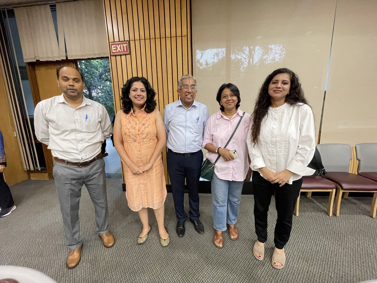 Full House at the launch of The Hindu publication- Unwrapping the China Enigma .
Do pick your copy !
<a href="/vargheseKgeorge/">Varghese K George</a> <a href="/nistula/">Nistula Hebbar</a> <a href="/saurabh3vedi/">Saurabh Trivedi</a> <a href="/ButaniAshna/">Ashna Butani</a> <a href="/janusmyth/">Kallol Bhattacherjee</a>