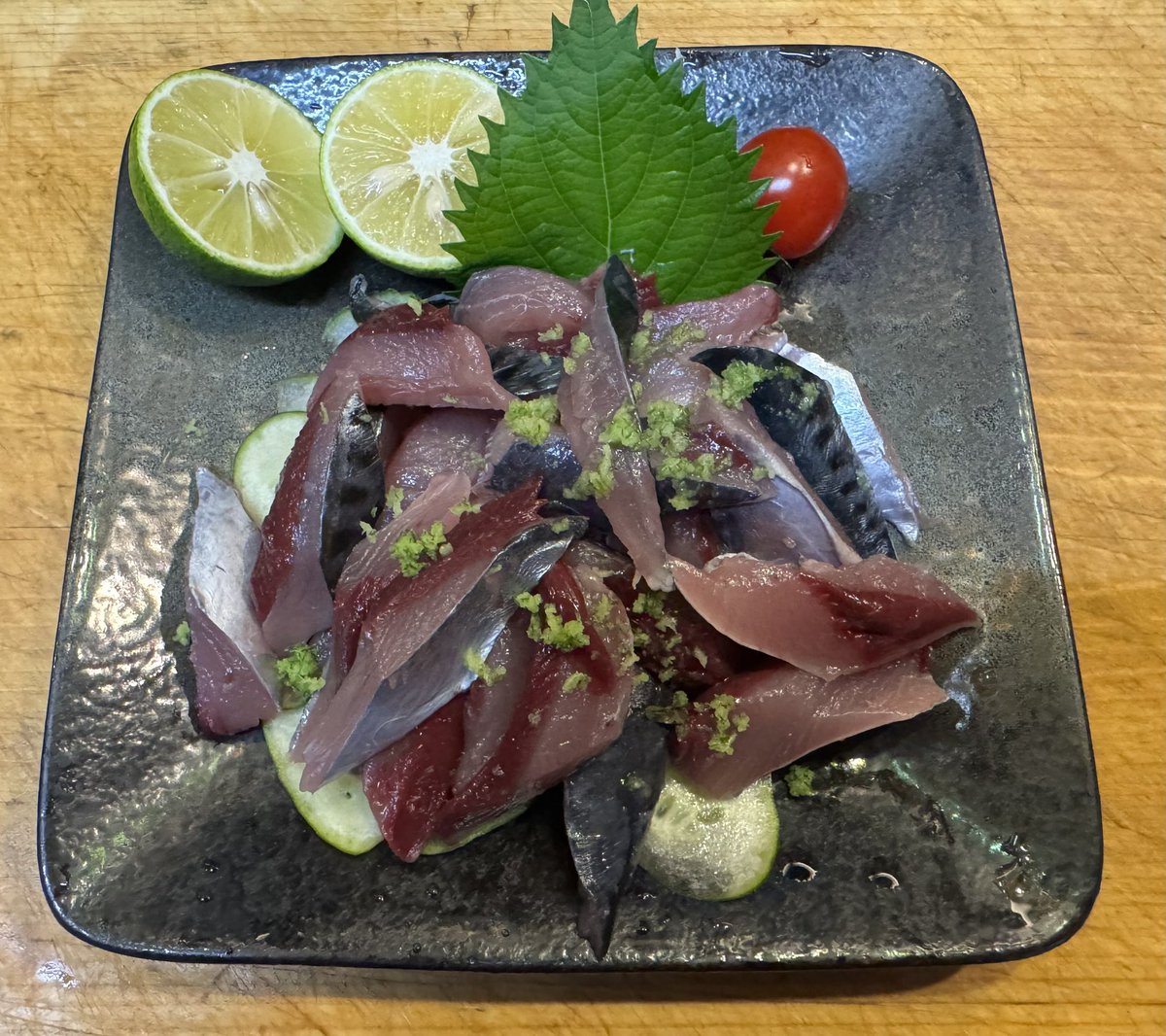 GDexta's tweet image. 本日の晩飯！高知須崎名物 しんこ刺身(メジカ)激新鮮！美味かった(*´﹃｀*)
 #晩飯  #しんこ  #高知