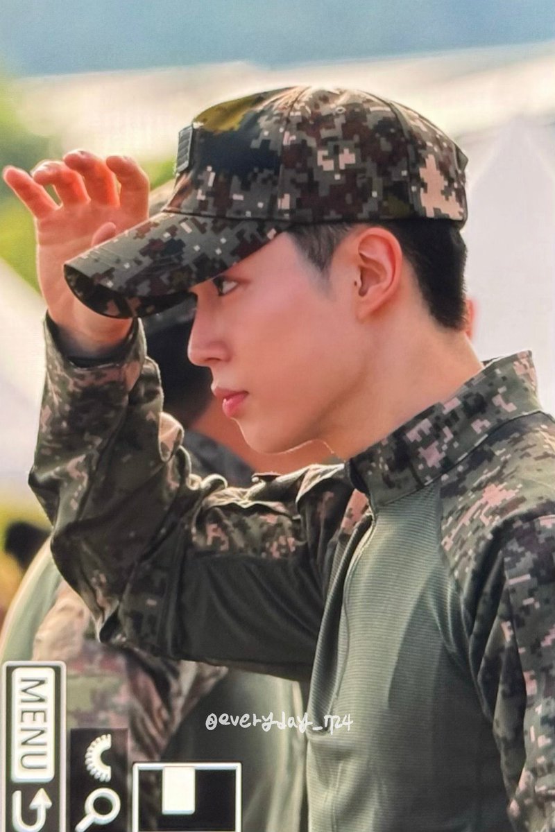 Pureum__724's tweet photo. 내가 좋아하는 옆태 넘우 오랜만이야ㅠㅠㅠㅠㅠㅠㅠ https://t.co/jHpxxRhvpB