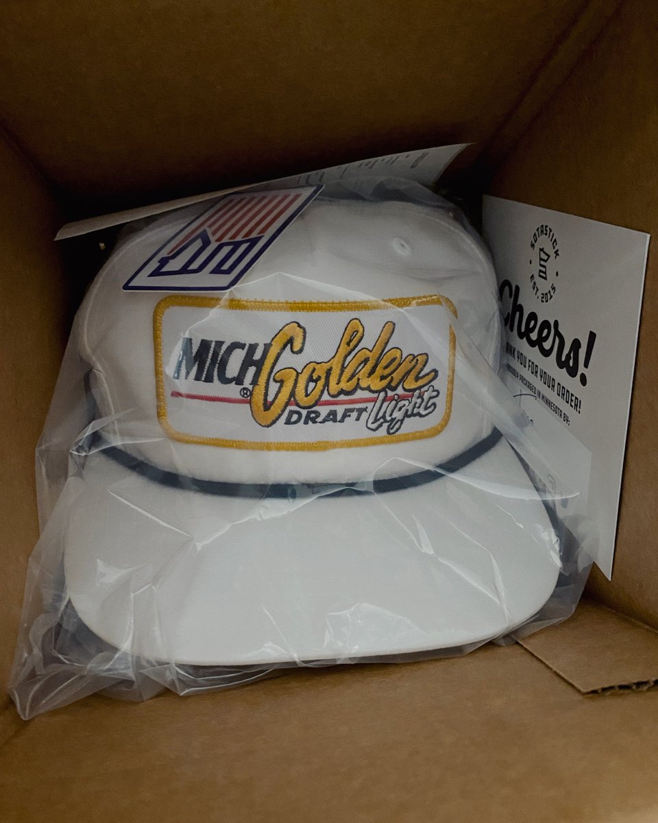 Your retro <a href="/MichGoldenLight/">Michelob Golden Light</a> hats are back!  We’ve got two colorways - white and black. 

Thank you to Kennedy in Tallahassee for getting in on one!

Tap here if you need a new hat (beers sold separately) ⬇️
sotastickco.com/collections/mi…