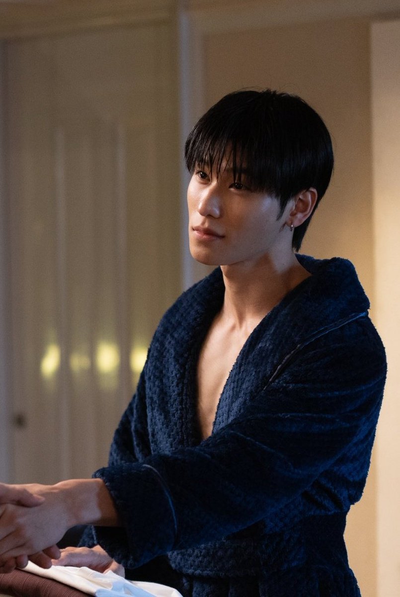 เกมนี้ใครเจ็บสุด? ... เรื่องแบบนี้เค้าไม่เอาใจลงไปเล่นกันหรอกนะ 😏

OST THE WICKED GAME
#เจ็บไม่จำ_OUTNOW