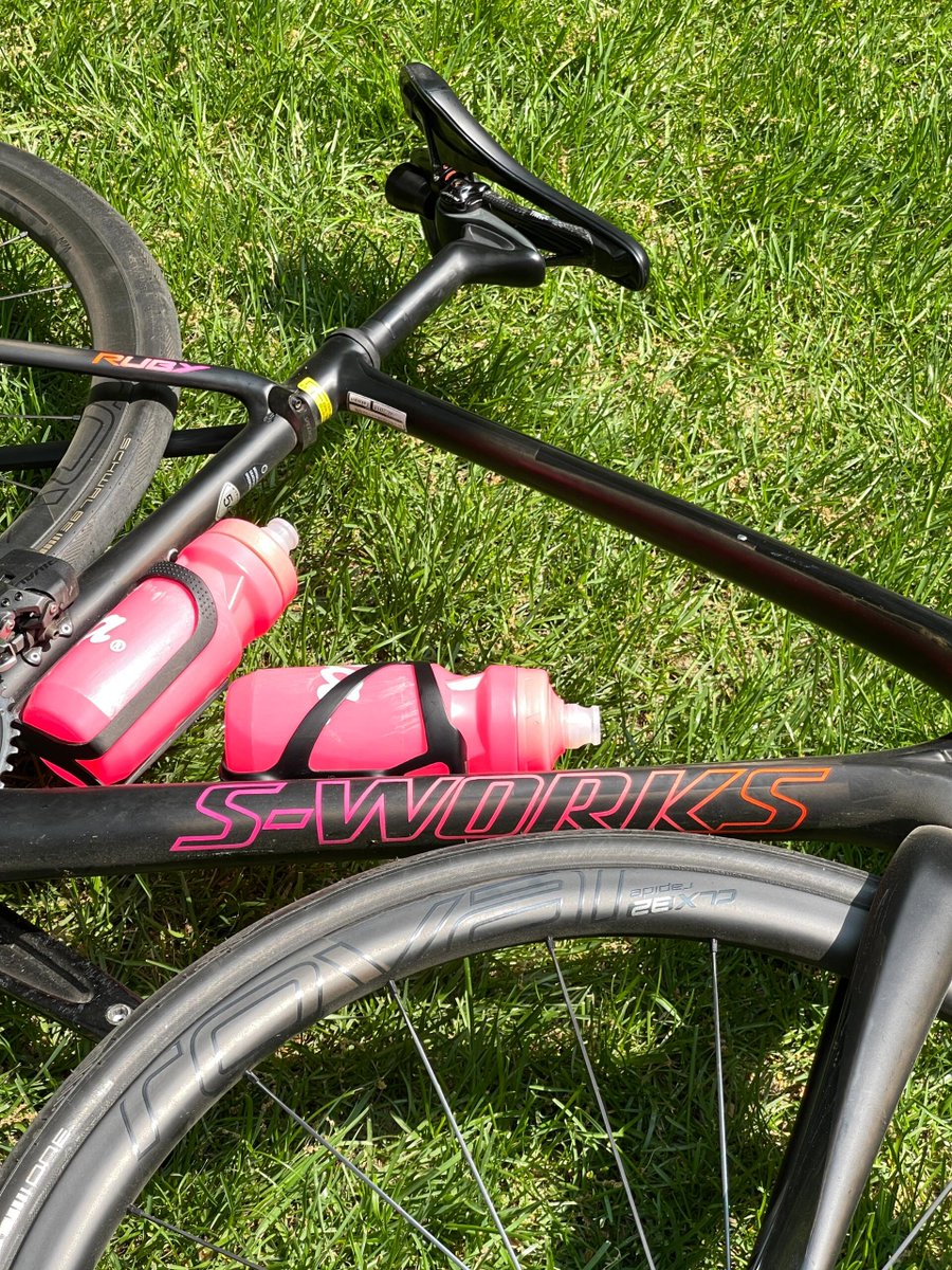 JC95255351's tweet image. The weather has been quite hot recently; I wonder if it will cool down a bit in the coming days.

#HotWeather #SummerVibes #WeatherCheck #SunnyDays #HeatWave #LookingForwardToCoolerDays