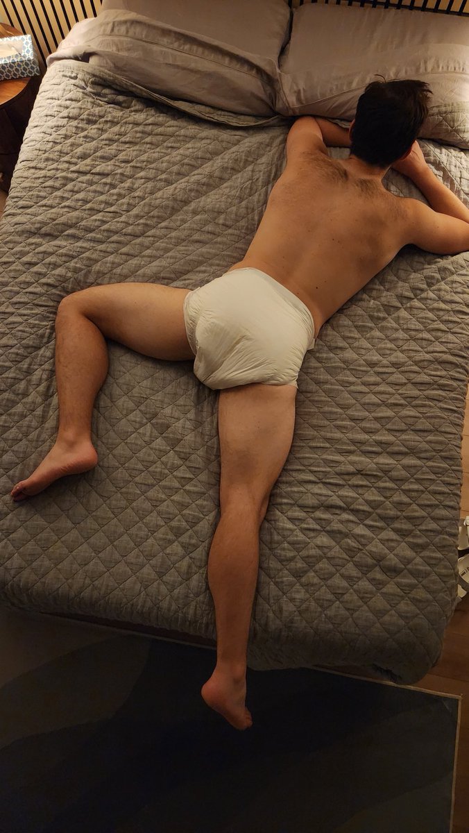 CrinklyCoder 🔜 🧢 tweet media