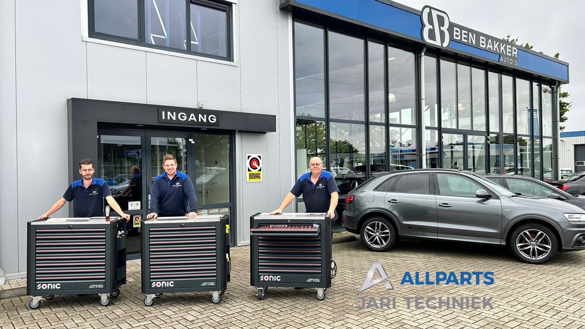 🚚 Levering van 3x Sonic S12 karren! 🔧✨
Ben Bakker Auto's

🔩 Willy, Rob en Brian, veel sleutelplezier!

Dave van Leeuwen bedankt voor het plaatsen van de order – super geregeld!

#Sonic #S12 #werkplaats #gereedschap #levering #bedankt #jaritechniek #Emmen #benbakkerautos