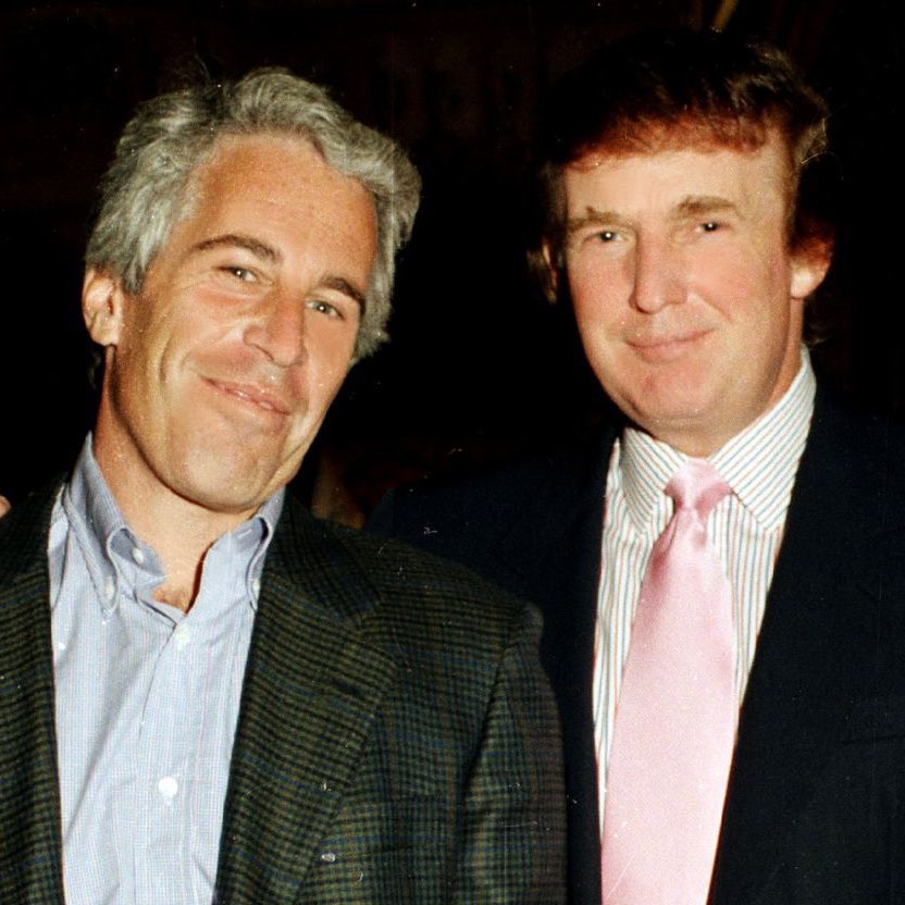 Fozon Capital (@fozoncapital) on Twitter photo <a href="/GavinNewsom/">Gavin Newsom</a> Dictator Trump wants to destroy free speech and the Press so that nobody can ever challenge his power forever.
Or be able to mention the Trump Epstein files ever again. <a href="/GavinNewsom/">Gavin Newsom</a> Dictator Trump wants to destroy free speech and the Press so that nobody can ever challenge his power forever.
Or be able to mention the Trump Epstein files ever again.