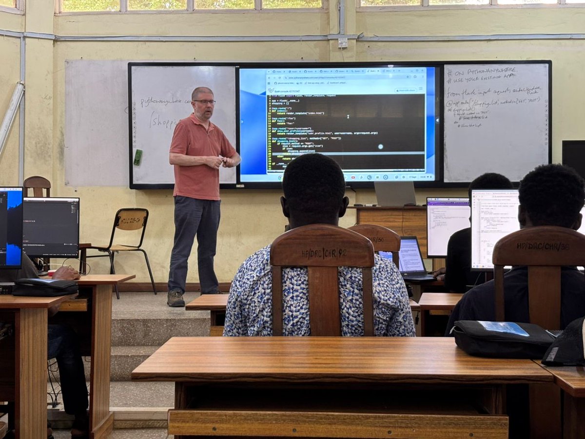 glblcd's tweet image. Week 2 of Global Code HTU and the students are busy brainstorming what projects to build!
Can’t wait to see these ideas come to life. 💡💡
#GlobalCode #HTU #TechEducation
