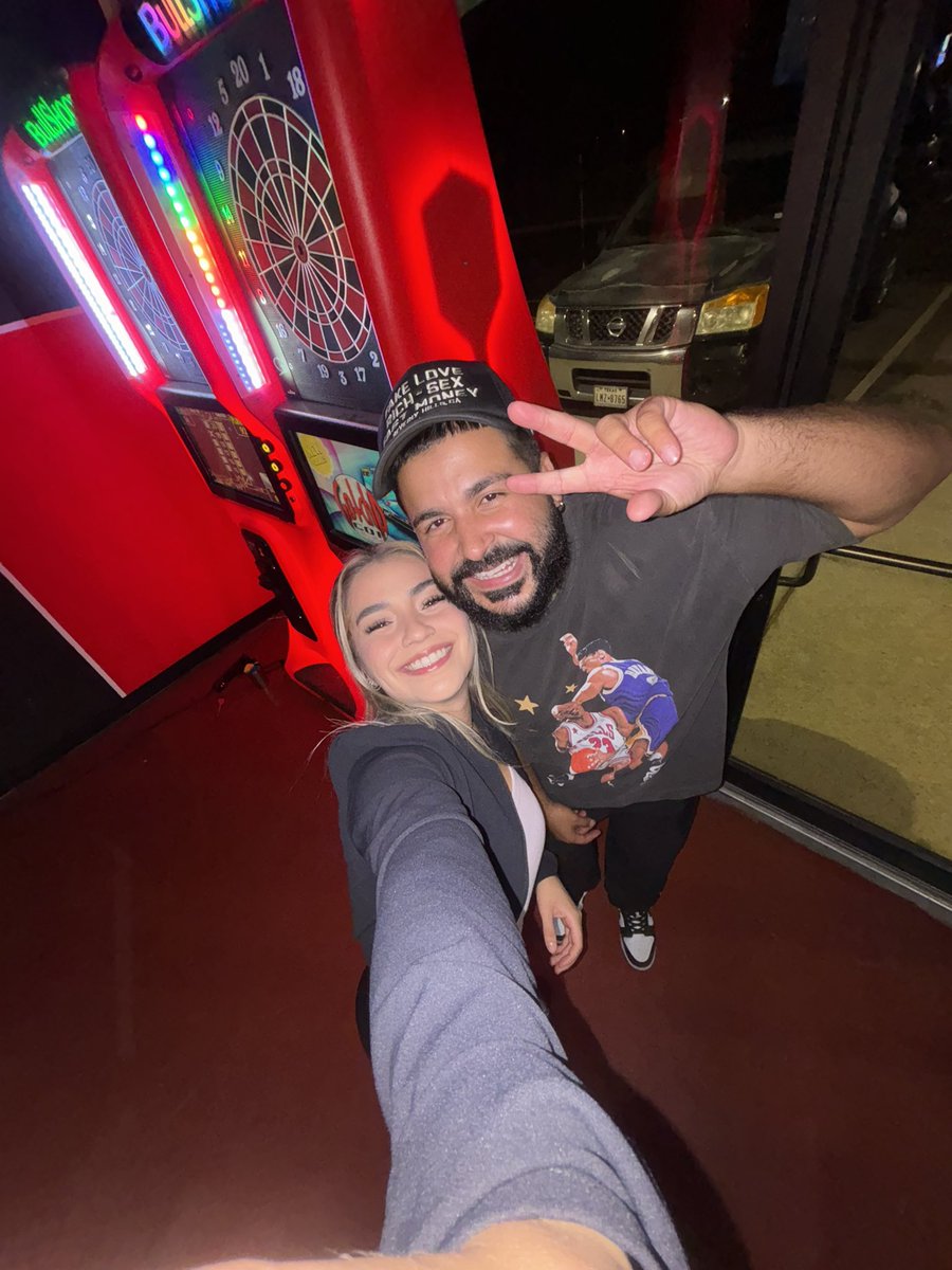 Millan🍯 tweet media