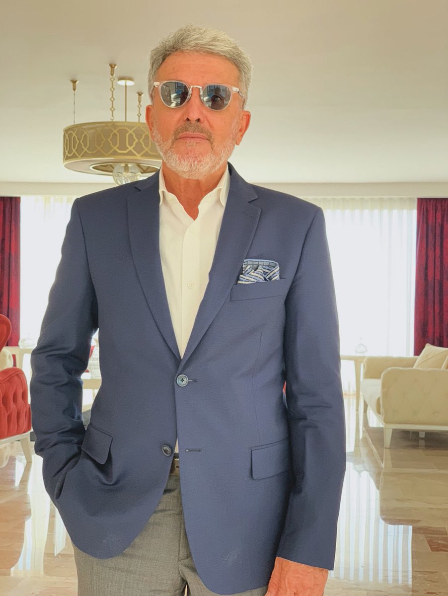 عطلة سعيدة للجميع