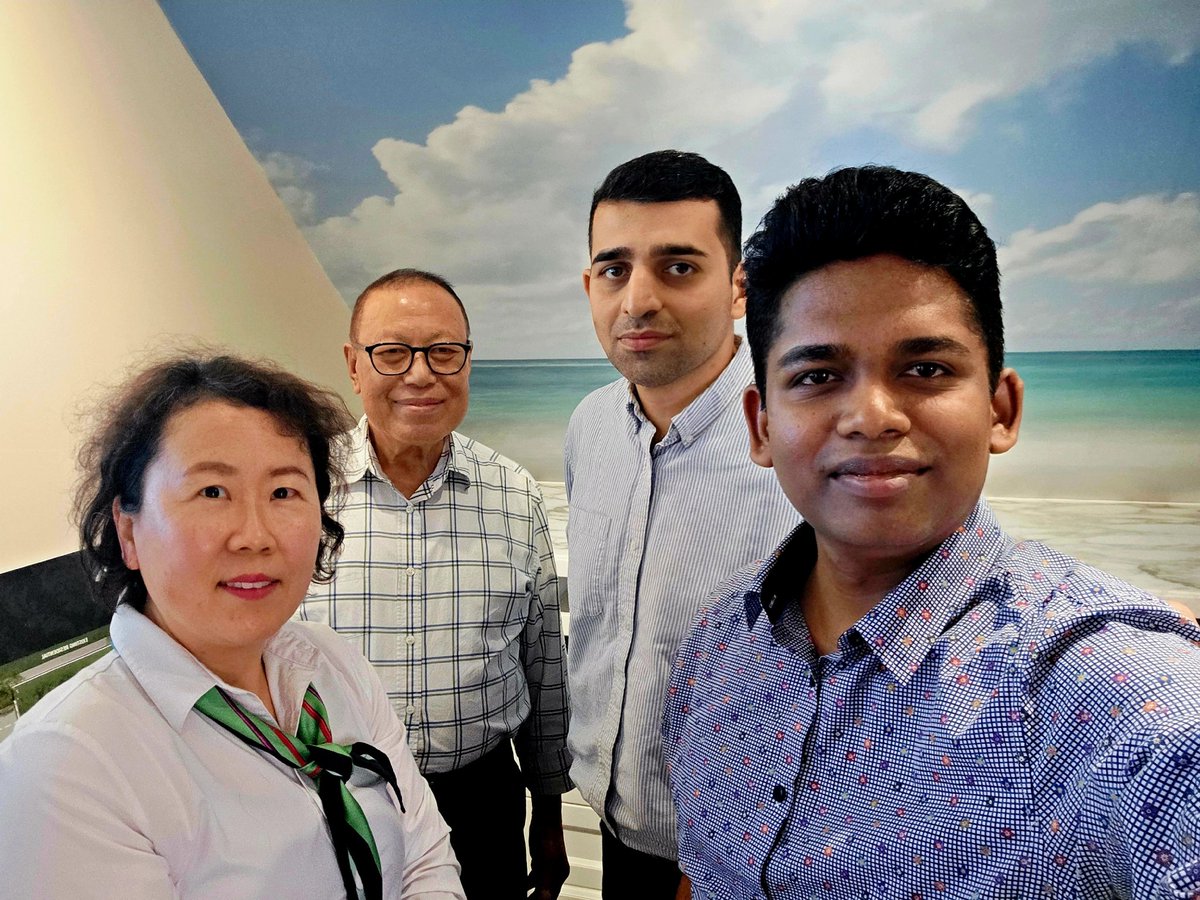 leonardsel's tweet image. Engaging in a productive commercial meeting as we explore a range of quality inventory for our clients. Committed to delivering the best opportunities for their business success. #CommercialRealEstate #ClientFocus #BusinessGrowth #sellandbuywithleo