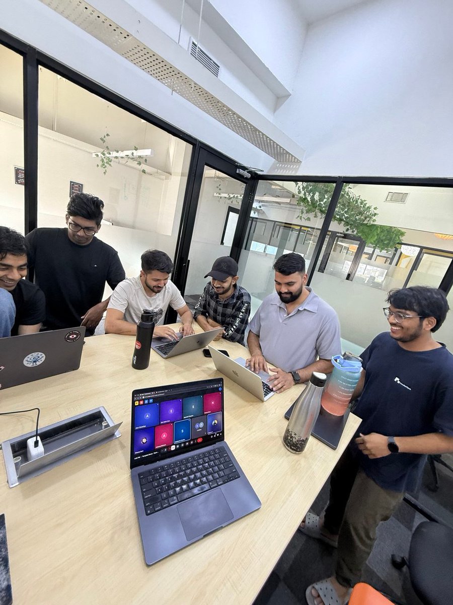 JagdishChudas15's tweet image. Time flies when you’re having fun 🚀
Loved captaining one of the teams for our first Prototype Session.
With BE, FE & marketing folks all aligned, my job got a lot easier 🫣
Here’s a sneak peek of the weekend 👇🏻