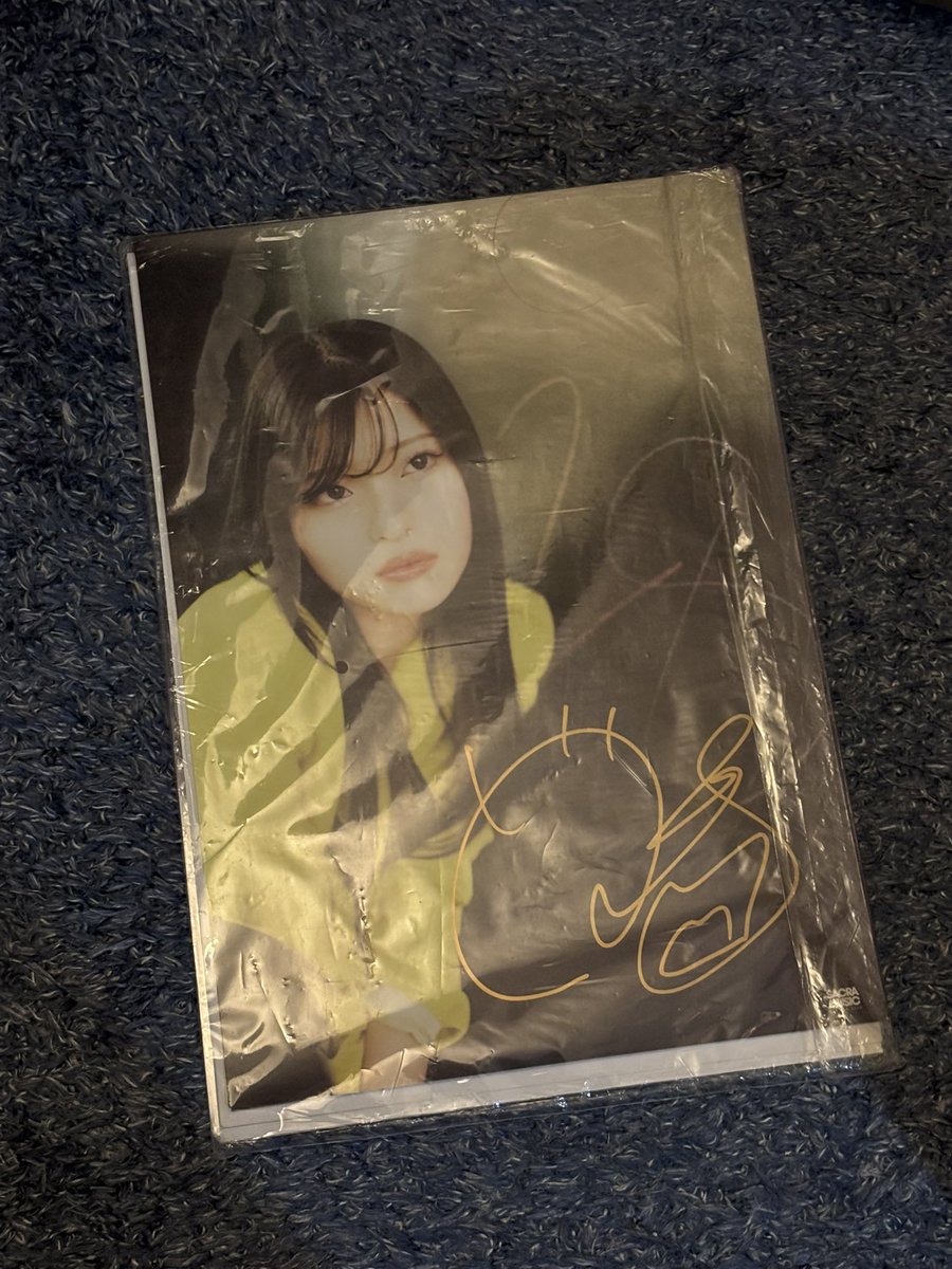 charaサイン入り本物babybampのポスターになります！ チャラ ベスト CHARA THE BEST BABY BABY BABY xxx 全14曲収録