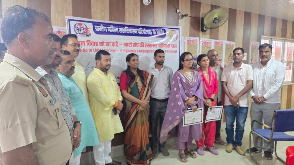 gauravvermbjp's tweet photo. #सेवा_पखवाड़ा_2025
#sevapakhwada2025
आज अपने विधानसभा क्षेत्र के कैसरगंज में सेवा पखवाड़ा के तहत भारत के यशश्वी माननीय प्रधानमंत्री श्री नरेंद्र मोदी जी के कृतित्व एवं व्यक्तित्व पर आधारित नमो प्रदर्शनी का अवलोकन किया.....
#HappyBdayModij
#288_विधानसभा_कैसरगंज #BJP4UP #BJP4IND https://t.co/h8BAqmQmwA