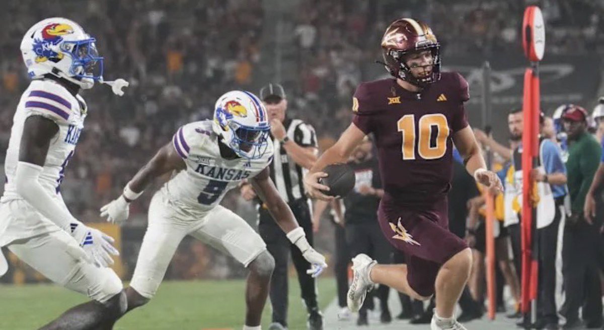 cj_realcool's tweet photo. Arizona State and Kansas are in talks to play the first-ever FBS college football game in London next season 🏈🇬🇧

History could be made across the pond! #CFB #ForksUp #ROCKCHALKJAYHAWK https://t.co/UA2FEB81NW