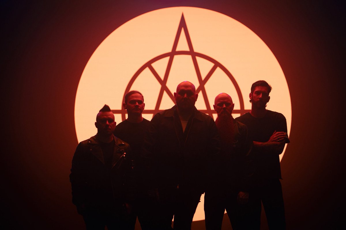 atreyuofficial's tweet photo. Our new single “DEAD” is out now. 

https://t.co/SzoREe0Ilc https://t.co/GAvquSdPDY