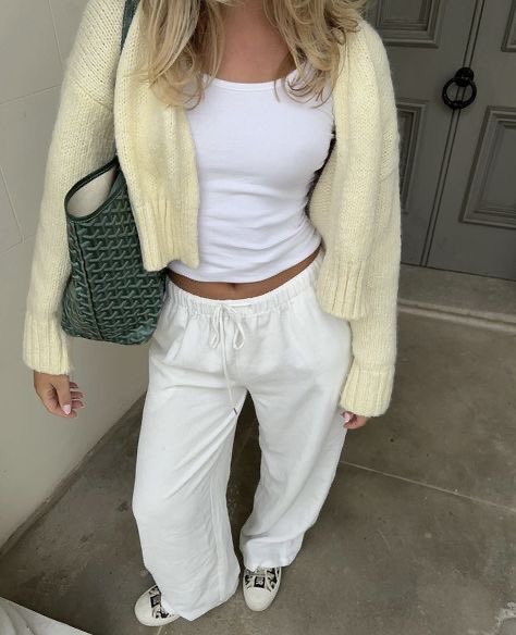 cardy cardigan tweet media