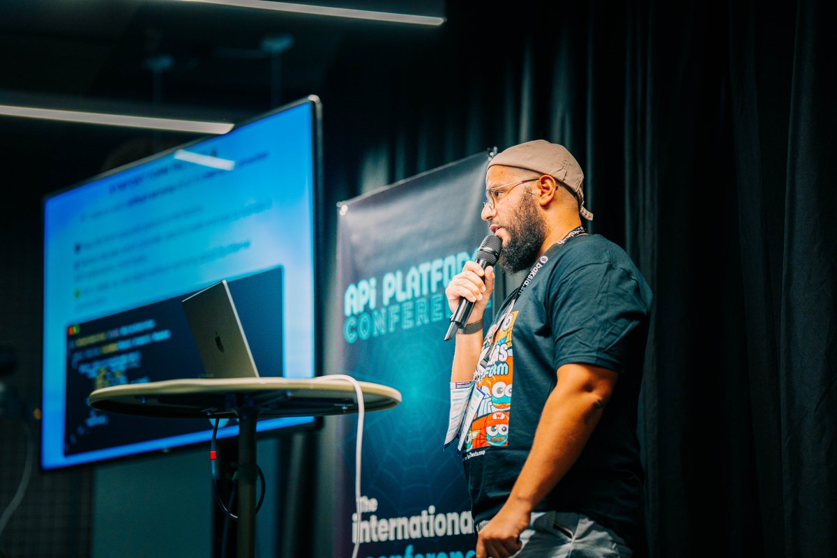 ApiPlatform's tweet image. Kudos to @florianm__, @SmaineDev and @realFlowControl for your talks! #APIPlatformCon