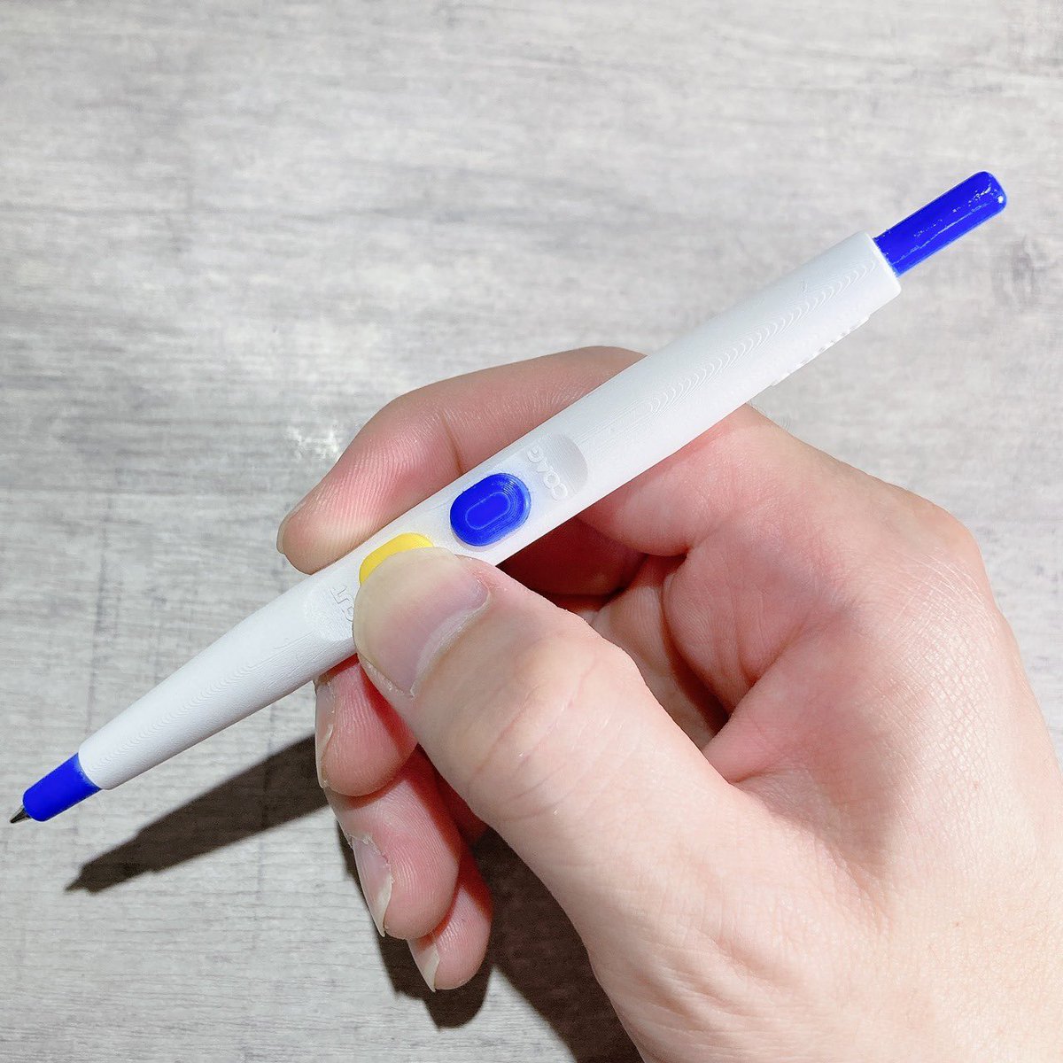 orgamo_jp's tweet image. 電気メス型ボールペン⚡️🖊️
明日の19:00〜販売開始したいと思います😊
数に限りがありますが、欲しいと言ってくれる方がいるなら作り続けます!
皆さま【出血大サービス】級のいいね♡、RT🔁、リプ💬など、是非とも拡散よろしくお願いします!🤣🩸