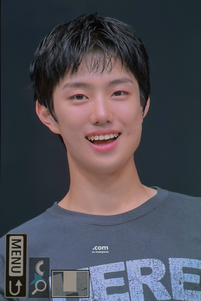 060714com's tweet photo. 250918 고통없는사랑니한번더나면좋겠다;;

#이븐 #EVNNE #박지후 #PARKJIHOO https://t.co/xXodkEHopH