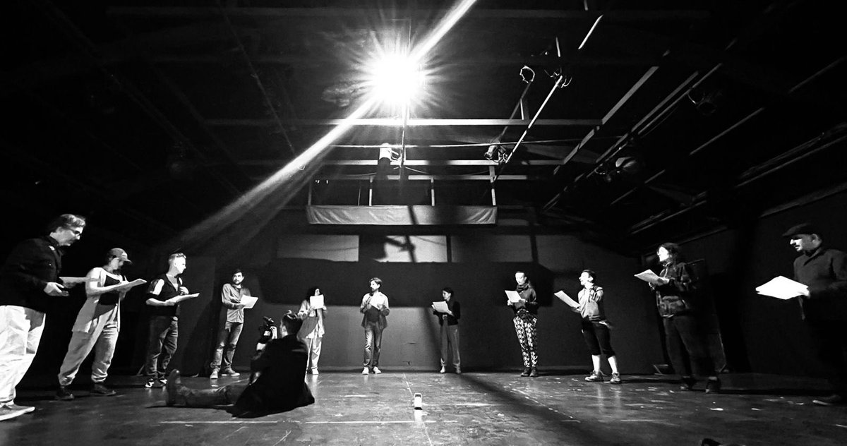 Hoy tenemos una cita en nuestro Foro Alicia Urreta para disfrutar de la propuesta de la Orquesta de Poetas (CL) y el Colectivo Poética Sonora (MX).

⌚ 18:00
📍Foro Alicia Urreta
🎟️Entrada libre

<a href="/EmbaChileMX/">Embajada de Chile en México</a>