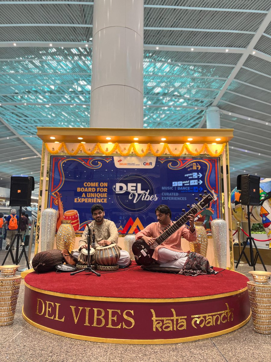 DelhiAirport's tweet image. Journey meets joy at #DelhiAirport Terminal 1 🌍💙
#DELVibes transforms T1 into a hub of curated experiences, soul-stirring music, and dance performances that make travel unforgettable.