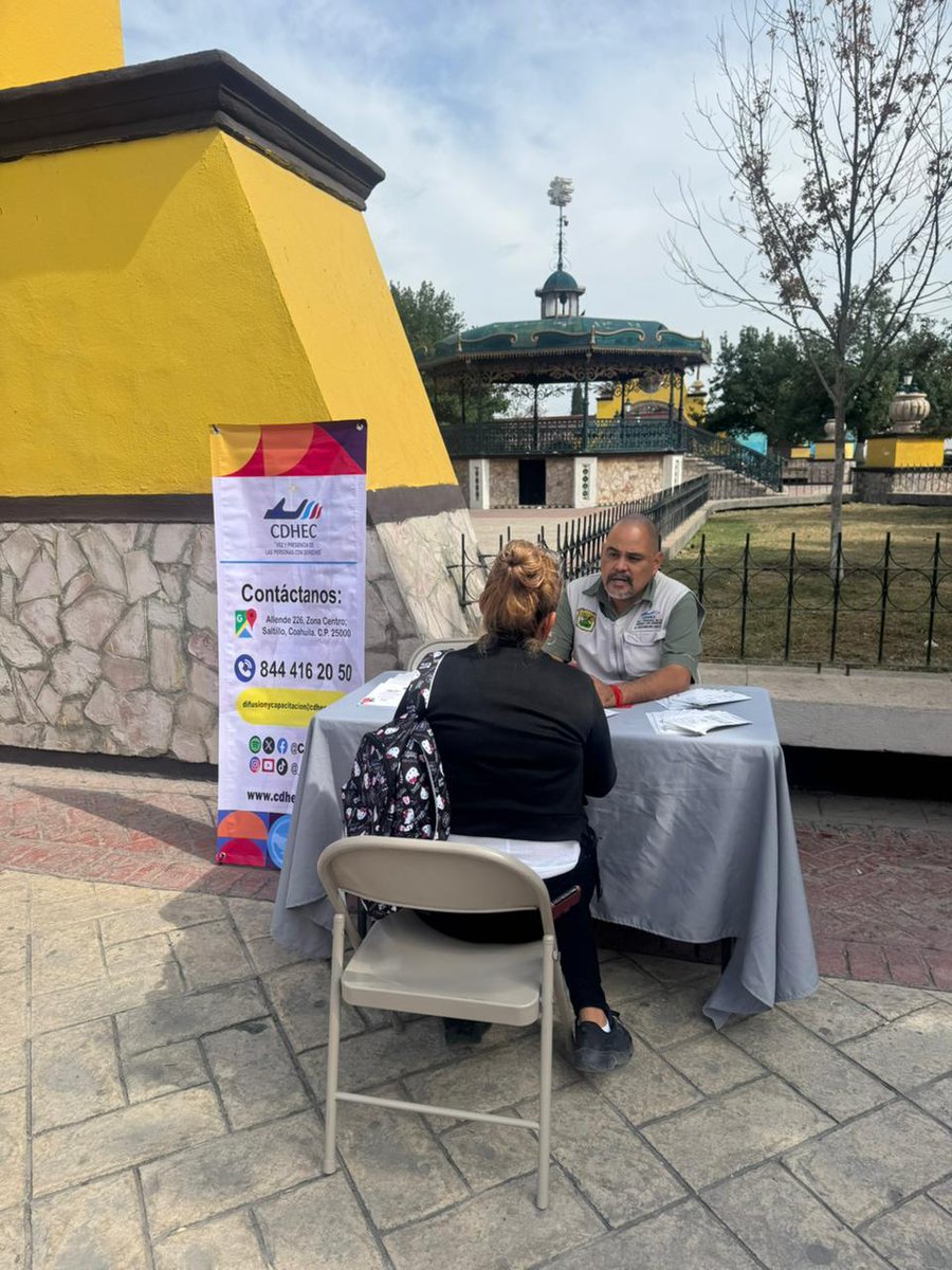 #BrigadasCDHEC El día de ayer 17 de septiembre, él #Ombudsmóvil de la #CDHEC visitó el municipio de #RamosArizpe donde personal de la Primera Visitaduria y la Visitaduria Itinerante instalaron un módulo de atención a la ciudadanía para la promoción de los derechos humanos.

#DDHH