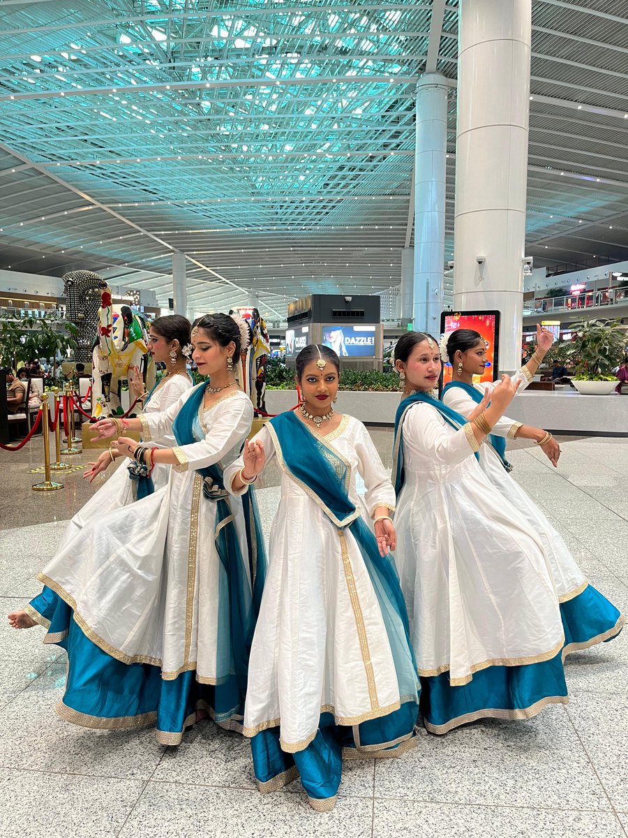 DelhiAirport's tweet image. Journey meets joy at #DelhiAirport Terminal 1 🌍💙
#DELVibes transforms T1 into a hub of curated experiences, soul-stirring music, and dance performances that make travel unforgettable.