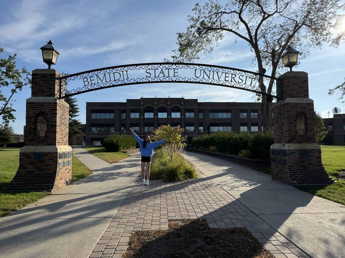 RubyDanielson23's tweet image. Thank you to @JPetersen23 and the Bemidji State University softball team for having me yesterday. I loved seeing campus and being able to practice with the team.
