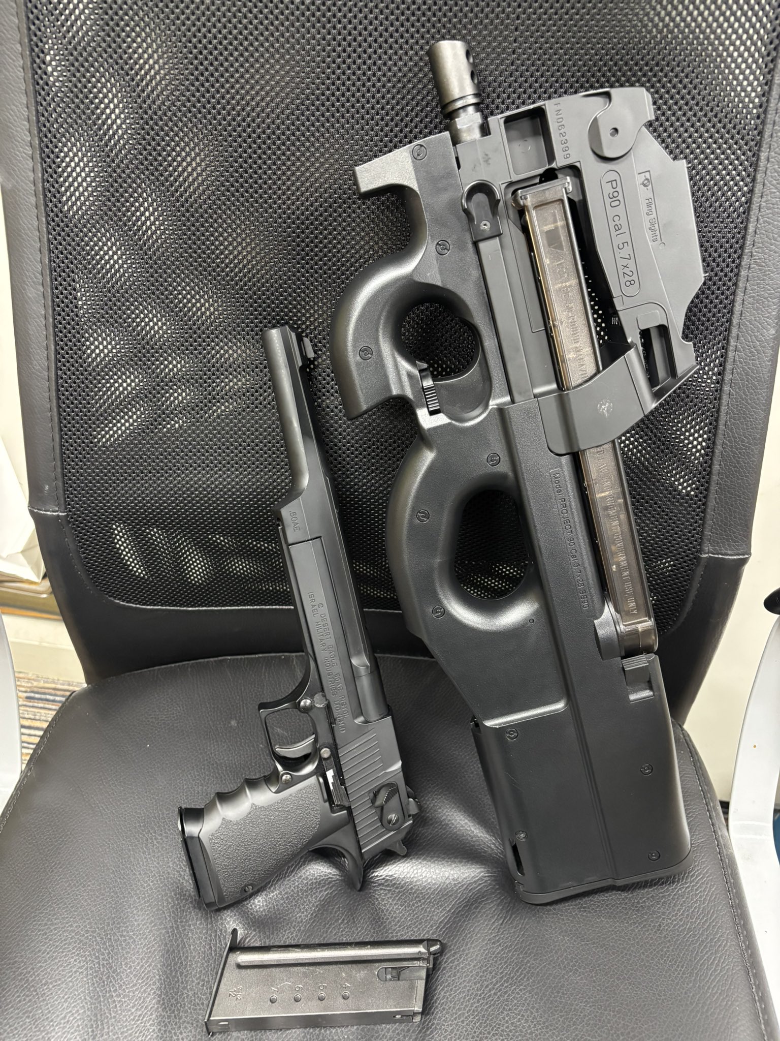 【サバゲーセット!!】 東京マルイ 電動ガン P90 サバゲーセット!! サバゲーセット!!】 東京マルイ 電動ガン P90 サバゲーセット