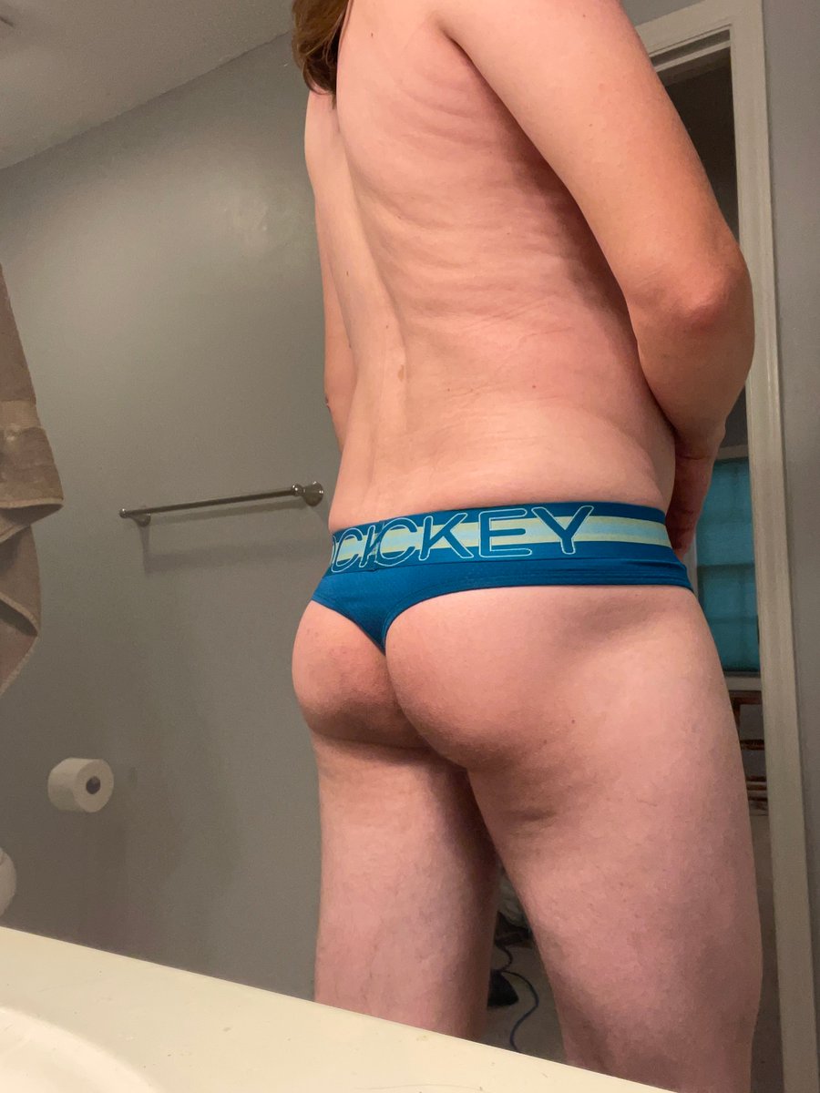 followgoddesses's tweet photo. This thong is perfect for running! https://t.co/kHdczGgrqZ